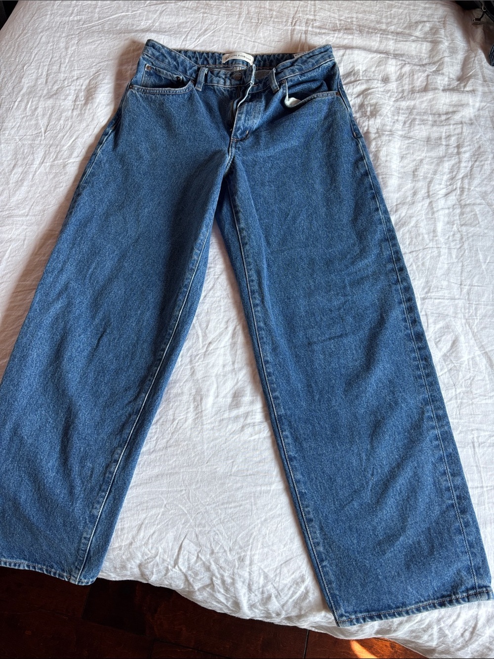 Denim Forum Barrel-Leg Jeans in Medium Blue